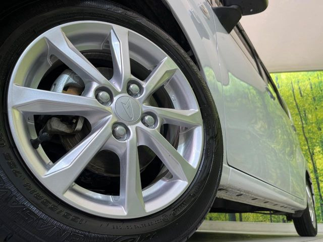 �y����14�C���`�A���~�z�C�[���z�O�ςɃ}�b�`���������A���~�z�C�[���𑕒����Ă���܂��B�e��ЊO�A���~�z�C�[����A�X�^�b�h���X�^�C�����戵�����Ă���܂��B���񂲑��k����������