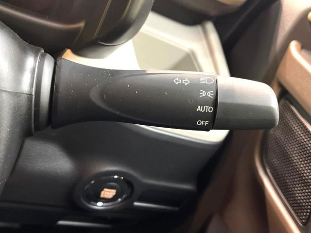 �y�I�[�g���C�g�z����̖��邳�ɉ����Ď����Ńw�b�h���C�g�̓_���E�������ł���@�\�ł�!���C�g�̕t���Y��E�����Y��Ȃǂ������Ȃ�A�J�̓���[���̑��s�����S!�g���l���ʉߎ����֗��ł��ˁ�