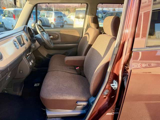 ���������ԑ����W�����ł�!���̋@��ɐ��񂲗��X������!