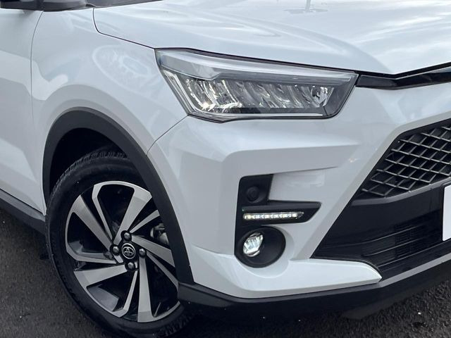 �yLED�w�b�h���C�g�z���V����ԑ��s�����ǍD�Ȏ��E���m�ۂ����S���ĉ^�]�ł��鍂�P�xLED�w�b�h���C�g�𑕔�!�_�����x�������A����d�͂��}�����Ă��܂��B