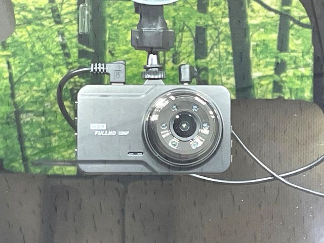 �y�h���C�u���R�[�_�[�z�h���C�u���R�[�_�[����!���s���͂������A������^�]�⎖�̂ɑ��������ہA�f���ŋL�^���A����̃��X�N�ɔ����܂��B���L�^�pSD�J�[�h�͂��q�l�����g�ł��������������K�v������܂��B