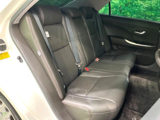 �㕔���Ȃ��C�ɂȂ�悤�ȃL�Y�E�����ւ��蓙�A�傫�ȃ_���[�W�͂Ȃ��A�ǍD�ȏ�Ԃł��B