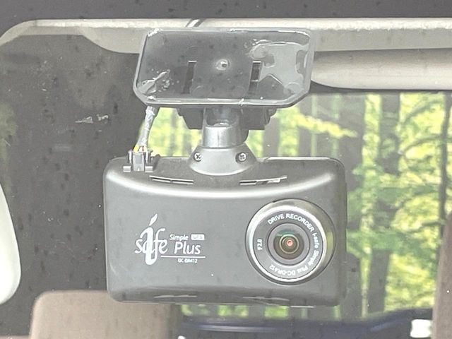 �y�h���C�u���R�[�_�[�z�h���C�u���R�[�_�[����!���s���͂������A������^�]�⎖�̂ɑ��������ہA�f���ŋL�^���A����̃��X�N�ɔ����܂��B���L�^�pSD�J�[�h�͂��q�l�����g�ł��������������K�v������܂��B