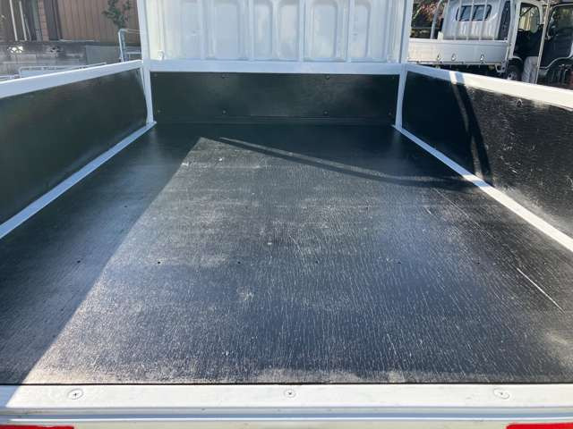 �ב����2500mm&times;1600mm&times;380mm!�O���d�グ�ς݂łƂĂ��L���C�ł�!�[�q1�x�A���Ԃ����m�F������!