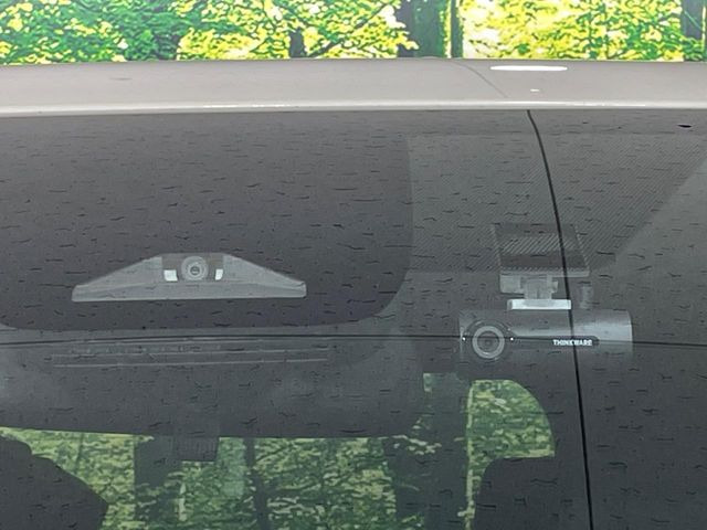 �y�v���N���b�V���Z�[�t�e�B�z�O���̎ԗ��������m���A�Փ˂������Ȏ��͌x��Œ��ӂ𑣂��A�u���[�L�𓥂ޗ͂��T�|�[�g�B�u���[�L�𓥂߂Ȃ������ꍇ�͏Փ˔�Q�y���u���[�L���쓮�A�Փˉ�����T�|�[�g���܂��B