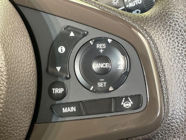 �y�A�_�v�e�B�u�N���[�Y�R���g���[���z�������H�ł̒��������s���y��!!�����ő��x��ۂN���[�Y�R���g���[�����A�Փˌy���V�X�e���ƘA�g���A�O���̎ԗ������m���ĎԊԂ�ۂ悤�ɑ��x���߂��Ă���܂�!!