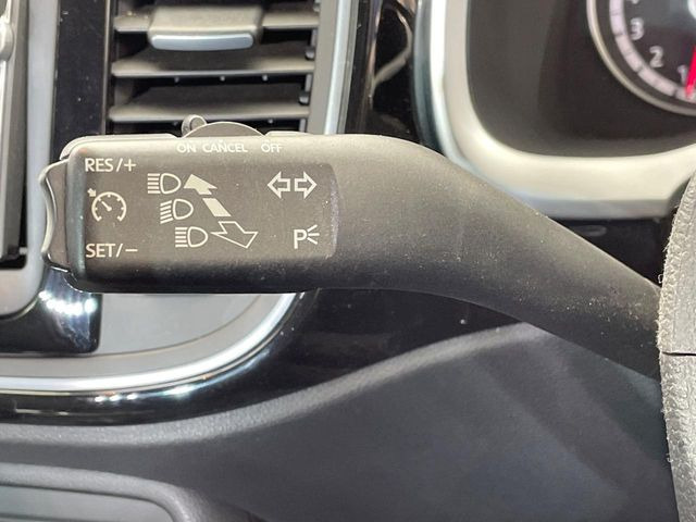 ���I�[�g�N���[�Y�R���g���[��:�������H�⎩���Ԑ�p���H���ɂāA�葬���q���\�ƂȂ�֗��ȋ@�\�ł��B�������ړ��̍ۂł����ɂ����֗��ɂ��g�����������܂���