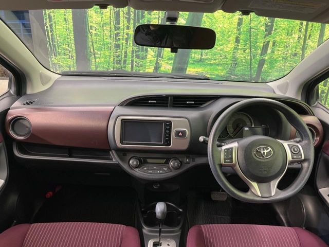 ヴィッツ1.3 ジュエラ