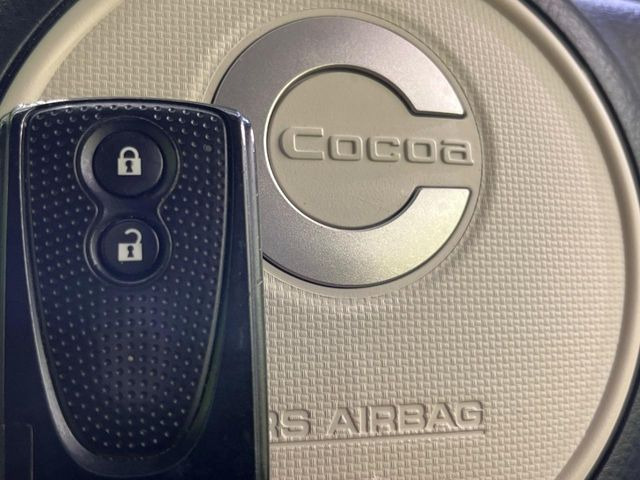 �y�L�[�t���[�V�X�e���z�J�o����|�P�b�g�ɓ��ꂽ�܂܂ł��h�A�̎{���E�������\�ȃX�}�[�g�L�[�𑕔��B�G���W���̃I���E�I�t�����J�M�����o���K�v����������Ƃ��Ă��֗��ł���