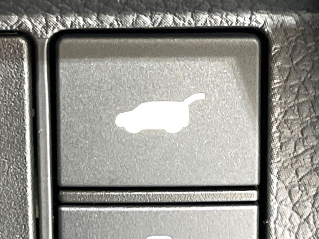 �y�p���[�o�b�N�h�A�z�X�}�[�g�L�[��^�]�Ȃ̃{�^�������������Ń��A�Q�[�g�������ŊJ���܂�!�ו��������Ă��鎞��A�����ʒu�ɂ���o�b�N�h�A��߂�ۂɕ֗��ȋ@�\�ł���