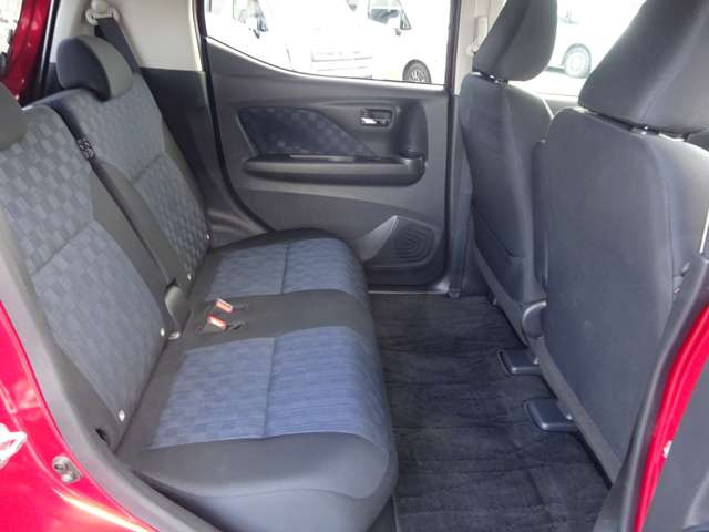 ��l���������ƍ���郊�A�V�[�g�B�X���C�h�@�\���t���Ă��܂��̂Ŏg�����ɍ��킹�Ă��g�������܂��B���̑����̍L�����Ă��������B