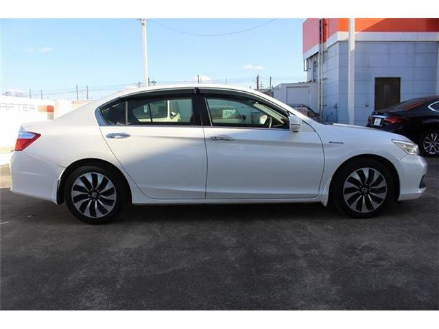 ���Ǝҗl�ւ̔̔��͂��f�肳���Ă��������܂��B �Ԍ������ԗ��̏ꍇ�́A�Ԍ����擾�������x�������z�ŕ\�����Ă���܂��B