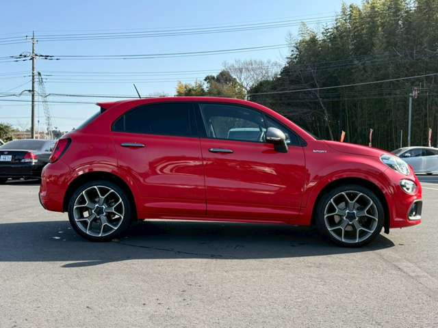 ���X�݌ɂ͊O���A�����N���[�j���O��ɓW�����A�����Ď��̏C�����̗L���A���[�^�[��������̗L������O�ҋ@�ւɂ�錟����S����{���Ă���܂��B�Ԍ��A�����A����h�������ЂőΉ��ł��܂��̂ł����S���������B