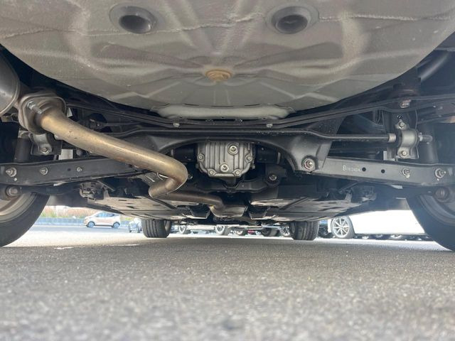 ����肪���ꂢ�Ȃ����ɁA�h�K���H�̎{�H���I�X�X���B�~��n��͂������A���ݕ��ɂ��Z���̕���A��Ń}�����E�E�B���^�[�X�|�[�c���������ɂ��D�]���������Ă���܂��B