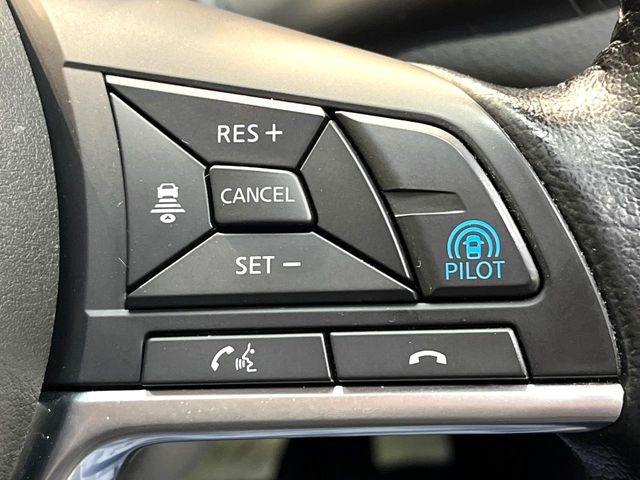 �y�v���p�C���b�g�z�������H�ł̒��������s���y��!!�a�؎��Ə��񑖍s�̃V�[���ŁA�A�N�Z���E�u���[�L�E�X�e�A�����O�������Ő��䂵�A�������^�]�̕��S���y�����Ă���܂���