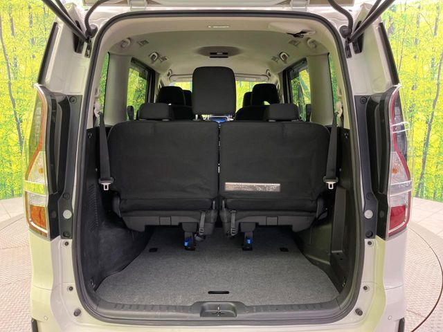 �y�f���A���o�b�N�h�A�z�ʏ�̊J�ɉ����āA�����ӂ݂̂̏ȃX�y�[�X�ŊJ���\�B�������ԏ�ł��A�Ԃ��߂Ȃ������Ȃ��ו��̏o�����ꂪ�ł��܂���