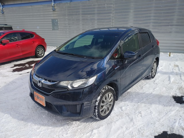 フィット1.5 ハイブリッド Fパッケージ 4WD