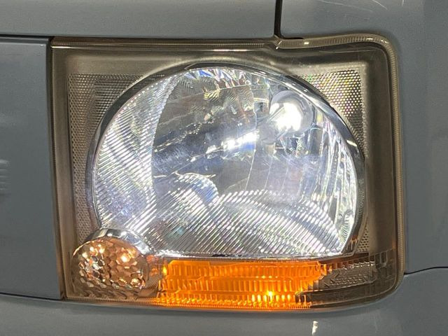 �yLED�w�b�h���C�g�z���V����ԑ��s�����ǍD�Ȏ��E���m�ۂ����S���ĉ^�]�ł��鍂�P�xLED�w�b�h���C�g�𑕔�!�_�����x�������A����d�͂��}�����Ă��܂��B