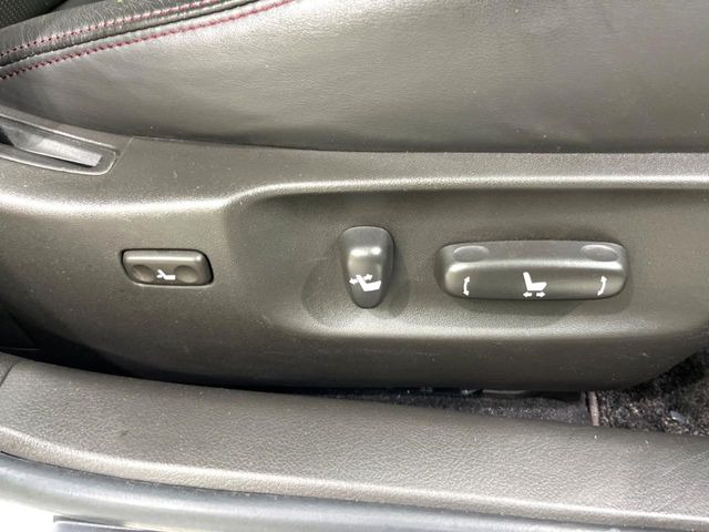 �y�p���[�V�[�g�z�X�C�b�`��ŊȒP�ɃV�[�g�̔��������\!�d��������͂�����܂���!���K�ȃV�[�g�|�W�V�����ɃZ�b�g���āA���K�ȃh���C�u�����y���݂��������B