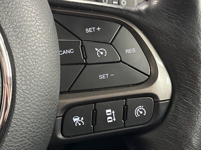 �����[�_�[�N���[�Y�R���g���[��:�O�̎ԂƂ̎Ԋԋ��������ɂƂ�A��葬�x�Ŏ������s���Ă���鎟����̃N���[�Y�R���g���[��!��ɍ������H�⎩���Ԑ�p���H�Ŏg�p����֗��ȋ@�\�ł�!