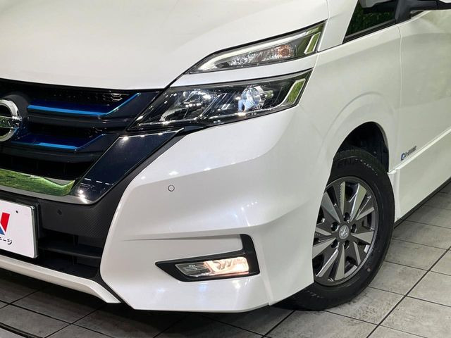 �yLED�w�b�h���C�g�z���V����ԑ��s�����ǍD�Ȏ��E���m�ۂ����S���ĉ^�]�ł��鍂�P�xLED�w�b�h���C�g�𑕔�!�_�����x�������A����d�͂��}�����Ă��܂��B