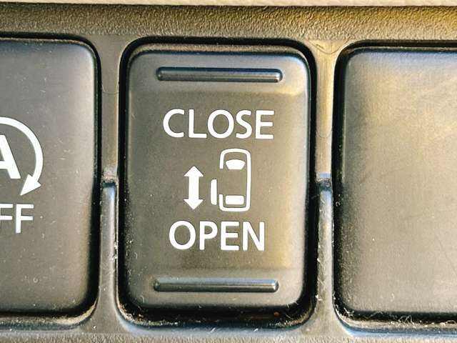 �y�d���X���C�h�h�A�z�h�A�̊J�������^�b�`�ōs�����Ƃ��ł��܂����֗��ȋ@�\�̈�ł��ˁ�