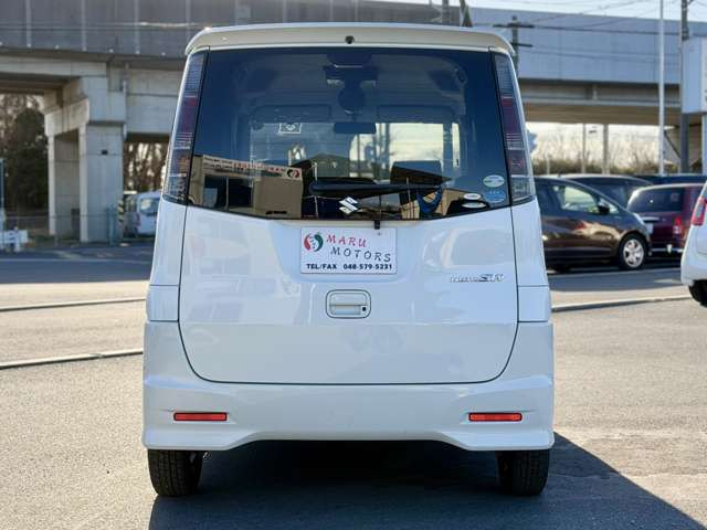 ���������ԑ����W�����ł�!���̋@��ɐ��񂲗��X������!