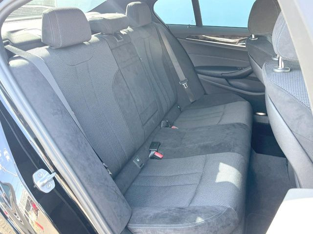 ���㕔���Ȃ��C�ɂȂ�悤�ȃL�Y�E�����ւ��蓙�A�傫�ȃ_���[�W�͂Ȃ��A�ǍD�ȏ�Ԃł��B