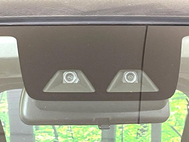 �y�X�}�[�g�A�V�X�g�z���s���ɑO���̎ԗ�����F�����A�Փ˂������Ȏ��͌x��ƃu���[�L�ŏՓˉ���Ɣ�Q�y�����A�V�X�g�B�����S�Ƀh���C�u�����y���݂��������܂��B