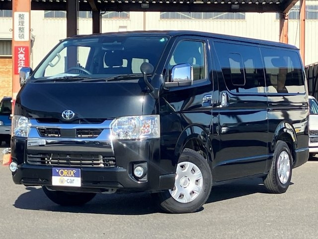 ハイエースバン