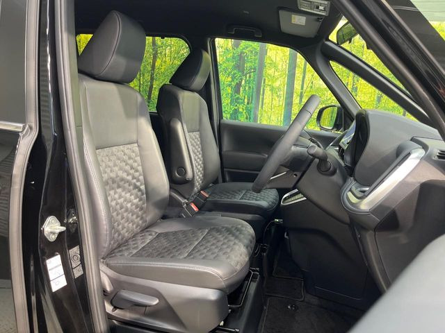 �y�n�[�t���U�[�V�[�g�z�������ƍ���S�n�𗼗������l�C�̃V�[�g���w�ʁE���ʂ̃t�@�u���b�N�f�ނ́A�ʋC���̗ǂ��⊊��ɂ����ɗD��Ă��܂��B�C���╞���ɍ��E���ꂸ���K�ɂ���肢�������܂��B