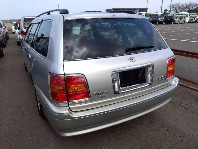 クラウンエステート2.5 アスリート Four 4WD