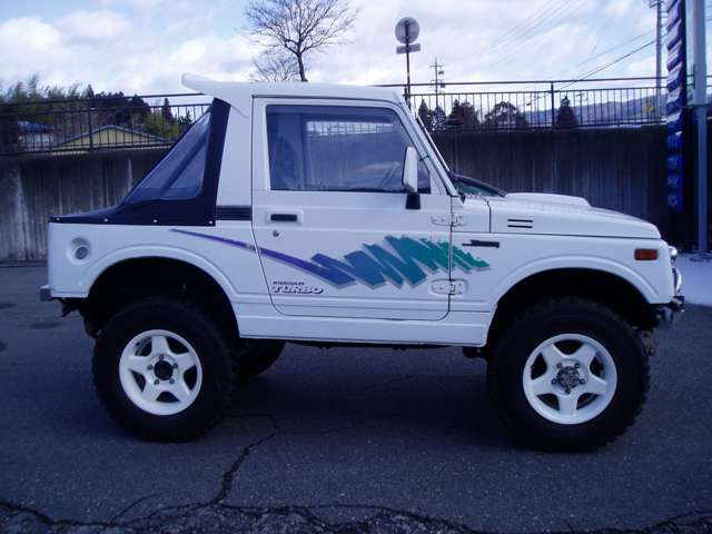 ジムニーフルメタルドア CC 4WD