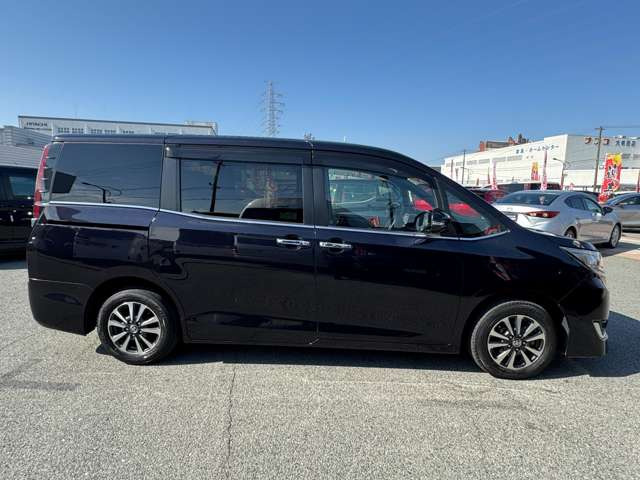 �S���̓o�^�A�[�Ԃ��\�ł��B���C�y�ɂ��₢���킹���������B