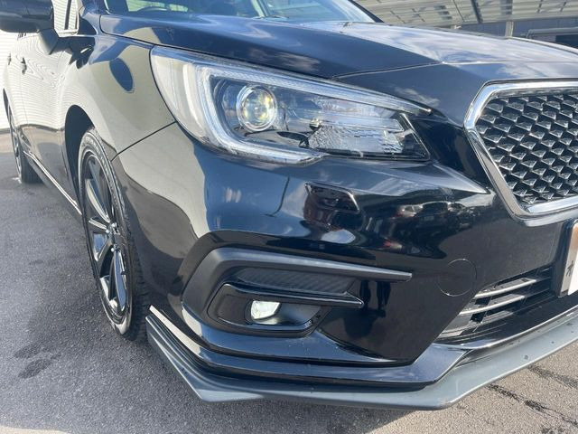 �yLED�w�b�h���C�g�z���V����ԑ��s�����ǍD�Ȏ��E���m�ۂ����S���ĉ^�]�ł��鍂�P�xLED�w�b�h���C�g�𑕔�!�_�����x�������A����d�͂��}�����Ă��܂��B