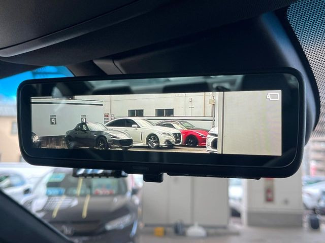 �y�f�W�^���C���i�[�~���[�z��Ȃ̑傫�ȉו��⓯��҂Ō�����m�F���Â炢���ł����S!�J�������B�e�����ԗ�����̉f�������[���~���[���ɕ\���B�N���A�Ȏ��E�ŏ󋵂̊m�F���\�ł�!