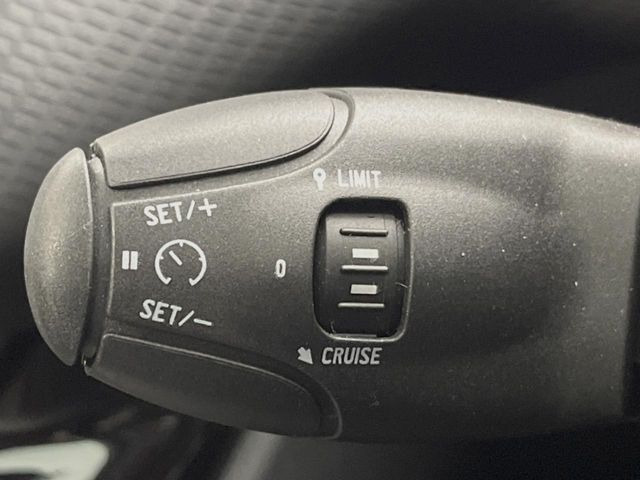 ���I�[�g�N���[�Y�R���g���[��:�������H�⎩���Ԑ�p���H���ɂāA�葬���q���\�ƂȂ�֗��ȋ@�\�ł��B�������ړ��̍ۂł����ɂ����֗��ɂ��g�����������܂���