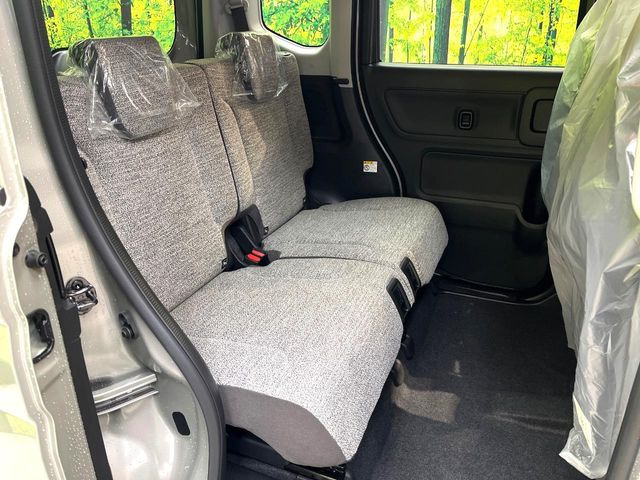 ���i���ȃI���W�i���t���A�}�b�g���I�v�V�����ɂĂ��p�ӂ��Ă���܂��B���D���ȃf�U�C����J���[�����Ԃɍ��킹�đI��ł����������Ƃ��ł��܂���