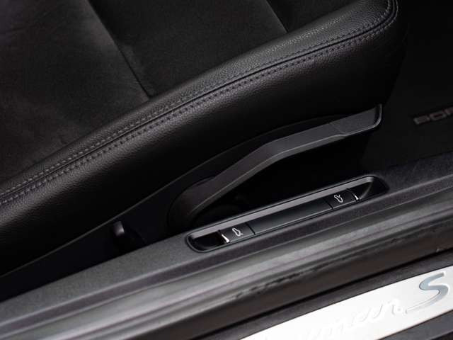 �y �o���O���[�v���^�c �z���X�͍����L���̍����A���Ԑ��X�ł��B���m���ɂĉ^�c���Ă���܂��B���q�l������ڎw���A���S���č����A���Ԃɂ���蒸����悤����`���������܂��B�S�ăA�y���^�ɂ��C�����������B