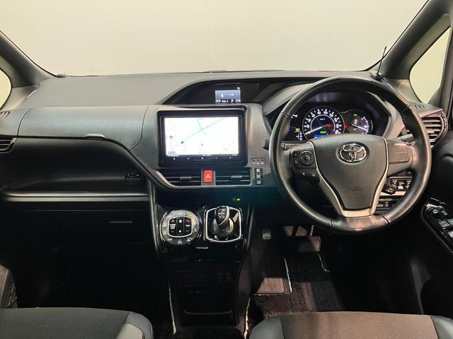 ノア1.8 ハイブリッド Si W×B II