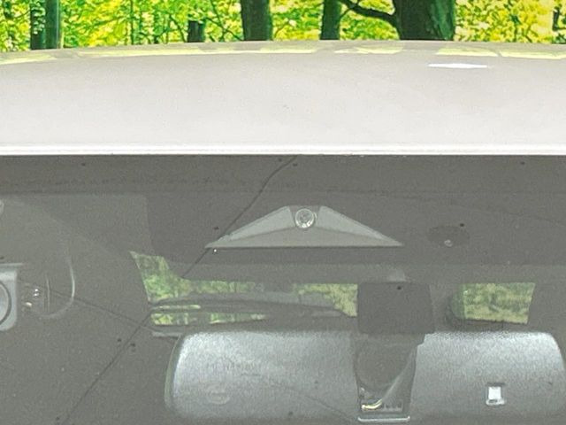 �y�O�He-Assist�z���s���ɑO���̎ԗ�����F�����A�Փ˂������Ȏ��͌x��ƃu���[�L�ŏՓˉ���Ɣ�Q�y�����A�V�X�g�B�����S�Ƀh���C�u�����y���݂��������܂��B