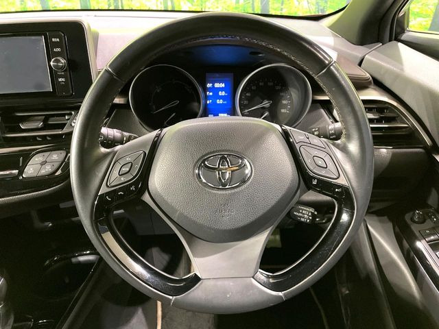 �y�����v�����X�e�A�����O�z�㎿�Ȋv���g�p���邱�ƂŁA��ɂ����������݂ƂĂ��^�]���₷���n���h���ł���