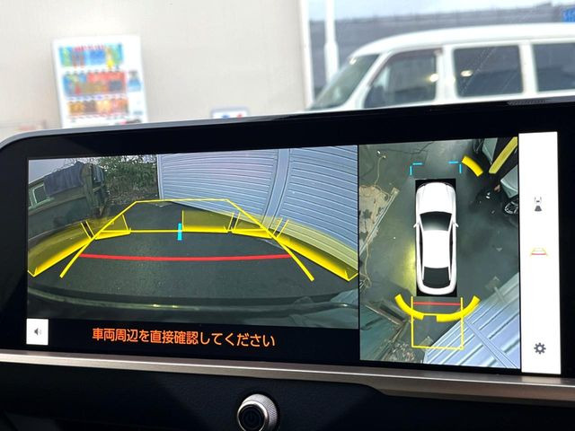 �y�p�m���~�b�N�r���[���j�^�[�z��p�̃J�����ɂ��A�ォ�猩���낵���悤�Ȏ��_��360�x�N���}�̎��͂��m�F���邱�Ƃ��ł��܂������p�������m�F���₷���A�����ꏊ�ł̐؂�Ԃ��⒓�Ԃ��X���[�Y�ɍs���܂��B