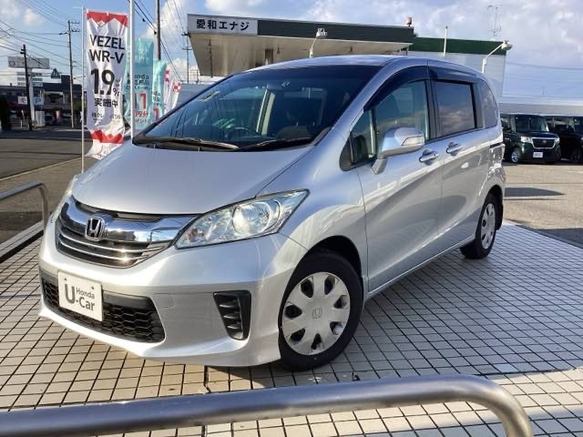 フリード1.5 G ジャストセレクション