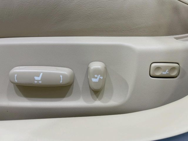 �y�p���[�V�[�g�z�X�C�b�`��ŊȒP�ɃV�[�g�̔��������\!�d��������͂�����܂���!���K�ȃV�[�g�|�W�V�����ɃZ�b�g���āA���K�ȃh���C�u�����y���݂��������B