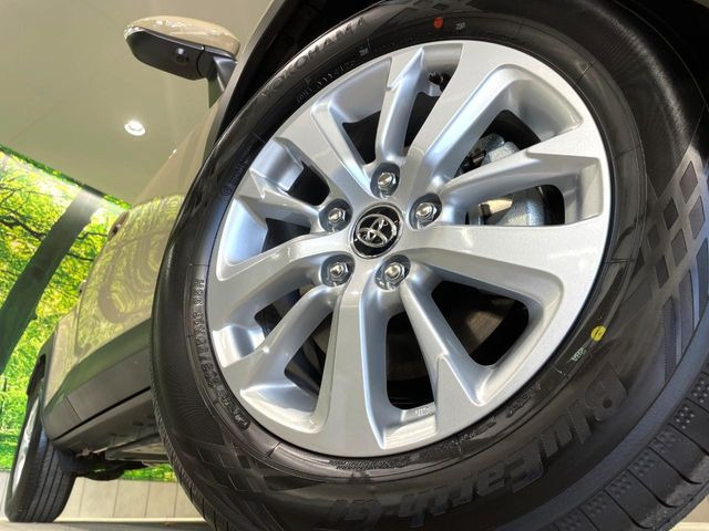 �y����16�C���`�A���~�z�C�[���z�O�ςɃ}�b�`���������A���~�z�C�[���𑕒����Ă���܂��B�e��ЊO�A���~�z�C�[����A�X�^�b�h���X�^�C�����戵�����Ă���܂��B���񂲑��k����������