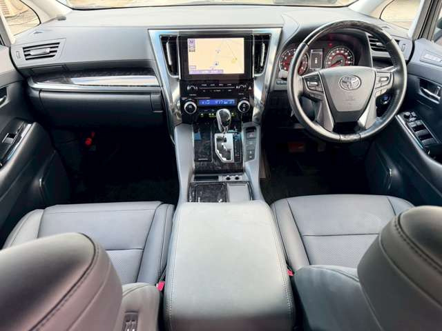 �C�ɂȂ邨�Ԃ�����܂�����E�̓d�b�ԍ����璼�ڂ��X�ɂ��₢���킹���������B�x�����@����ԗ����A��Ԃ܂łȂ�ł������������Ē����܂��B�X�^�b�t�ꓯ���A�����҂����Ă���܂��B