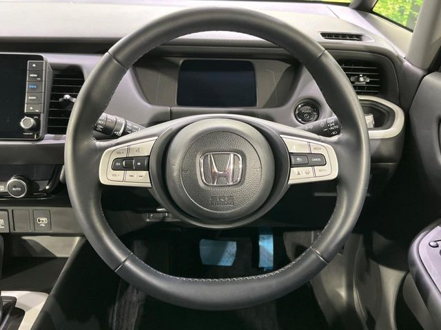 �y�����v�����X�e�A�����O�z�㎿�Ȋv���g�p���邱�ƂŁA��ɂ����������݂ƂĂ��^�]���₷���n���h���ł���