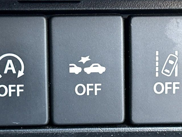 �y�X�Y�L �Z�[�t�e�B�T�|�[�g�z���s���ɑO���̎ԗ�����F�����A�Փ˂������Ȏ��͌x��ƃu���[�L�ŏՓˉ���Ɣ�Q�y�����A�V�X�g�B�����S�Ƀh���C�u�����y���݂��������܂��B