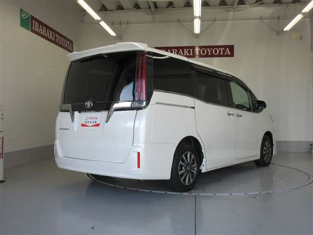 エスクァイア2.0 Gi